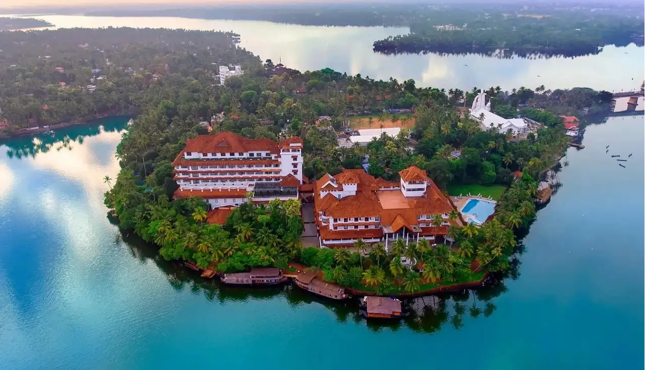 The Raviz Ashtamudi
